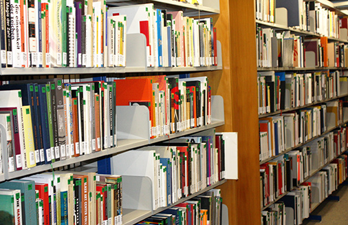 Bücherregale