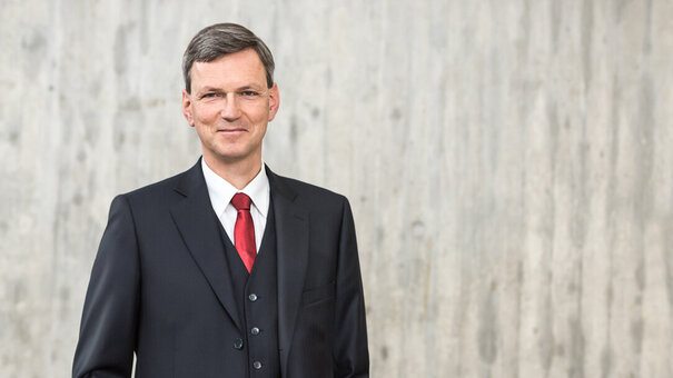 Porträtfoto von Prof. Dr. Nikolaus Korber